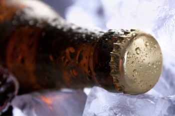 Does Beer Freeze? At What Temperature Does Beer Freeze?