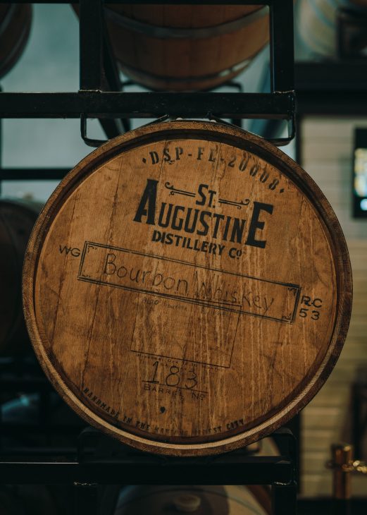 how to age whiskey at home