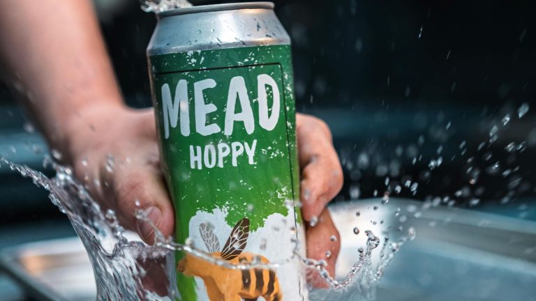 does mead need to be refrigerated